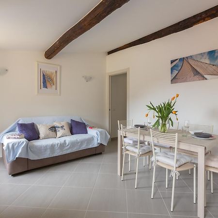 Donadelmar2 Apartment Riomaggiore Luaran gambar